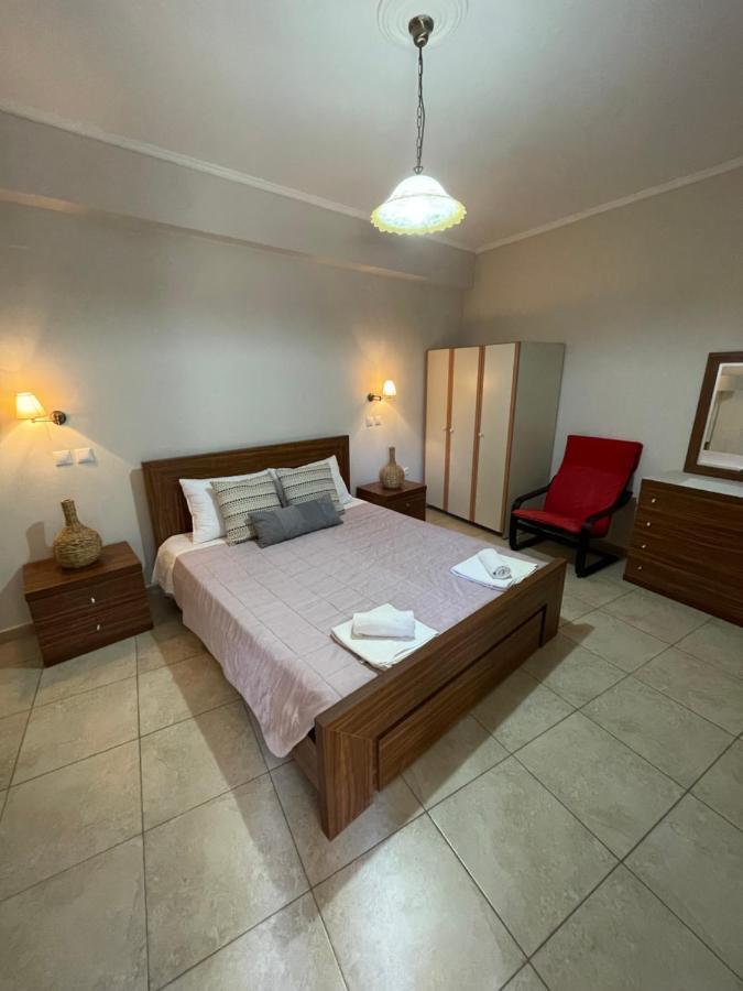 Lola Apartments لياباديس المظهر الخارجي الصورة